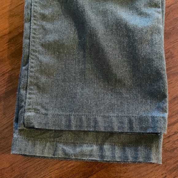 Kenneth Cole Reaction Men's Straight-Fit Charcoal Jeans, size 34X34 - Picture 8 of 8